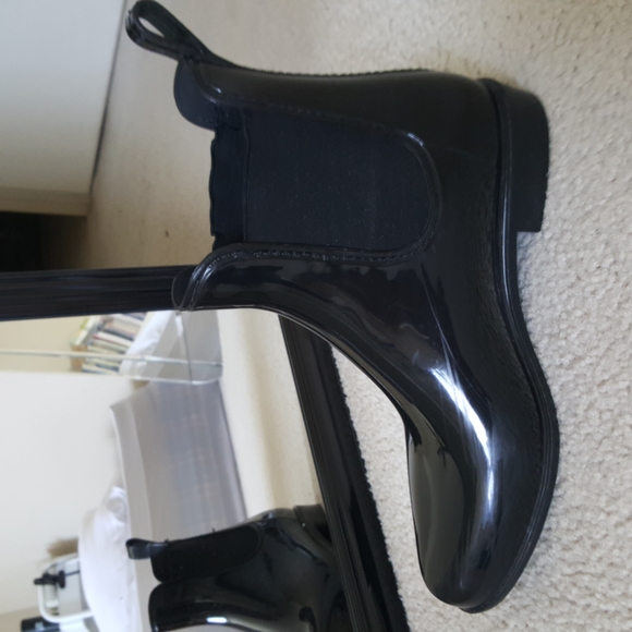 Shiny Black Chelsea Rain Boots - Picture 6 of 7